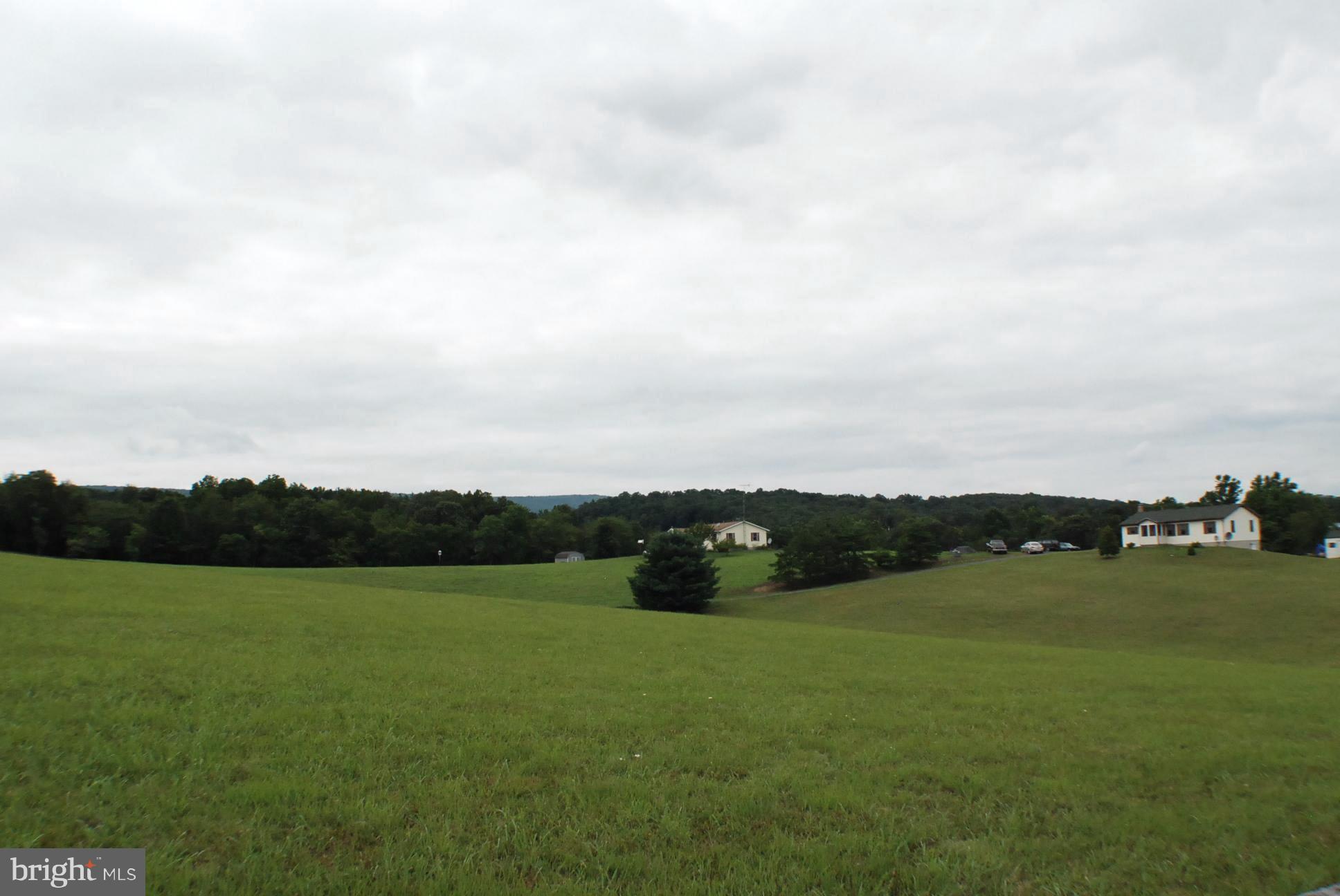 COUNTRY LIFE ACRES - Residential