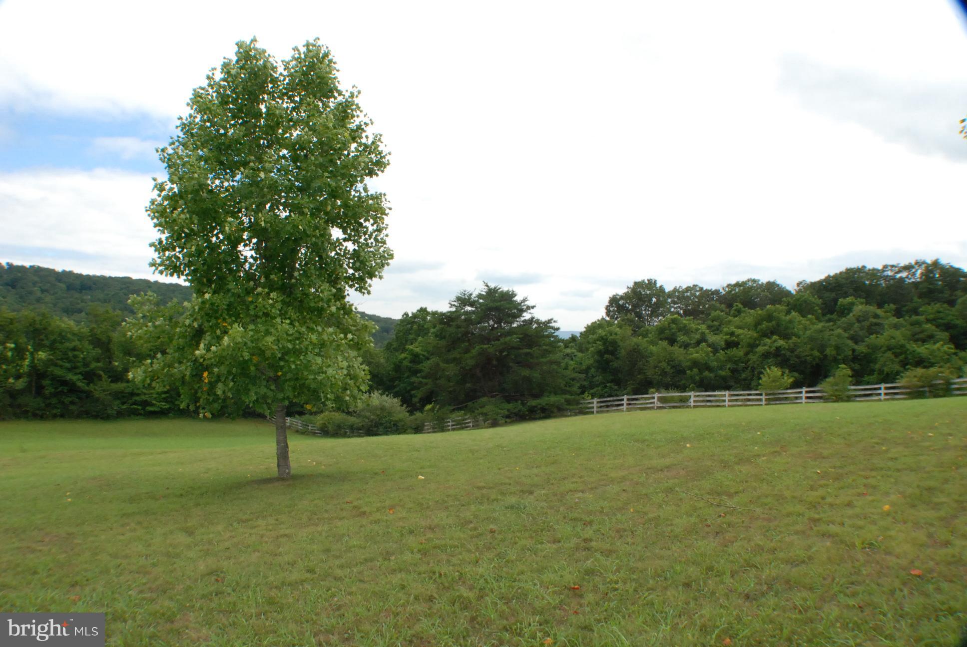 COUNTRY LIFE ACRES - Residential