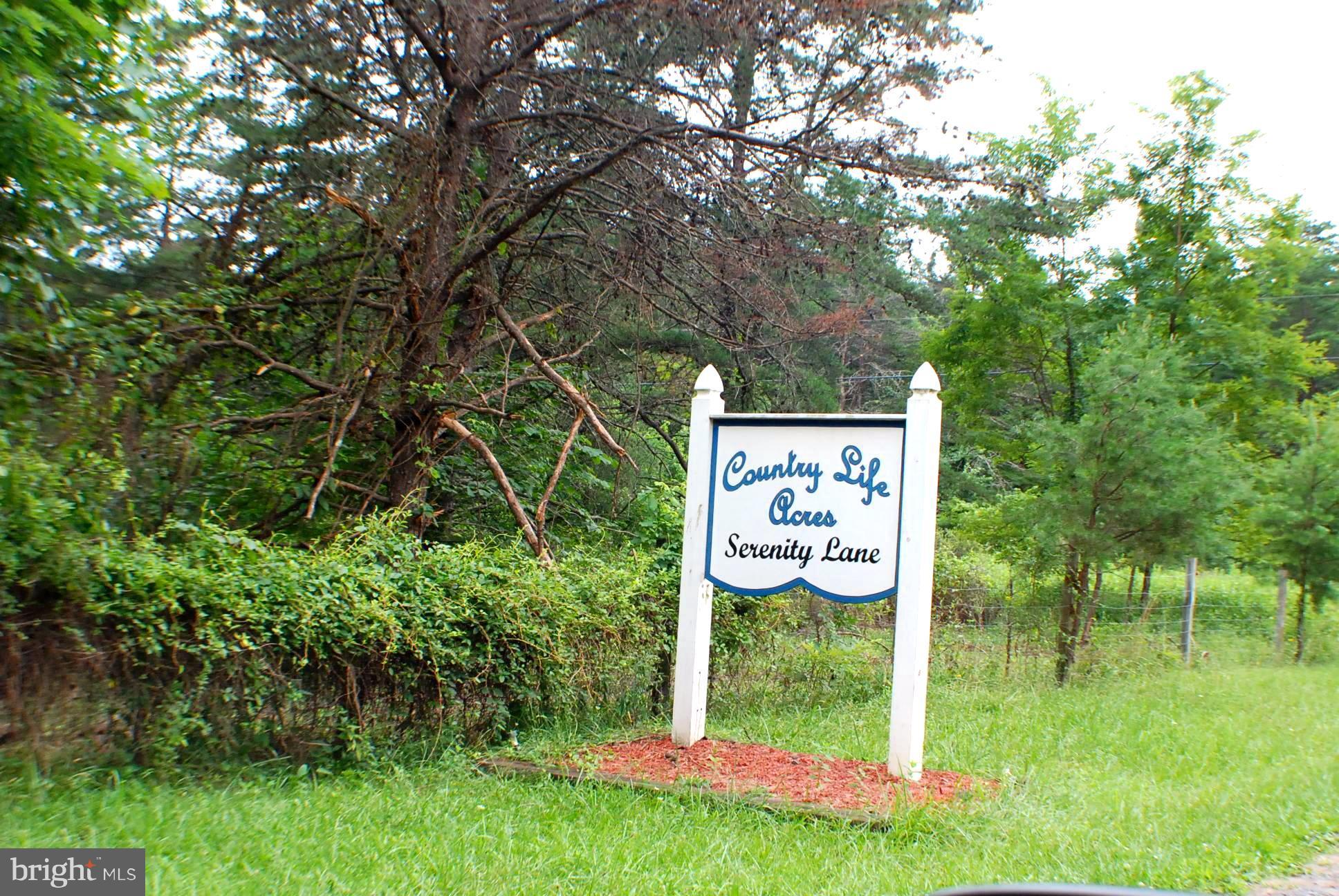 COUNTRY LIFE ACRES - Residential