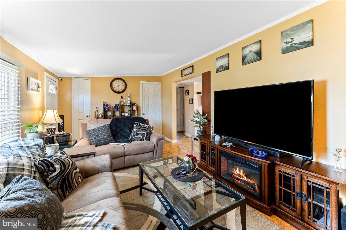 HEATHER FIELDS - Residential