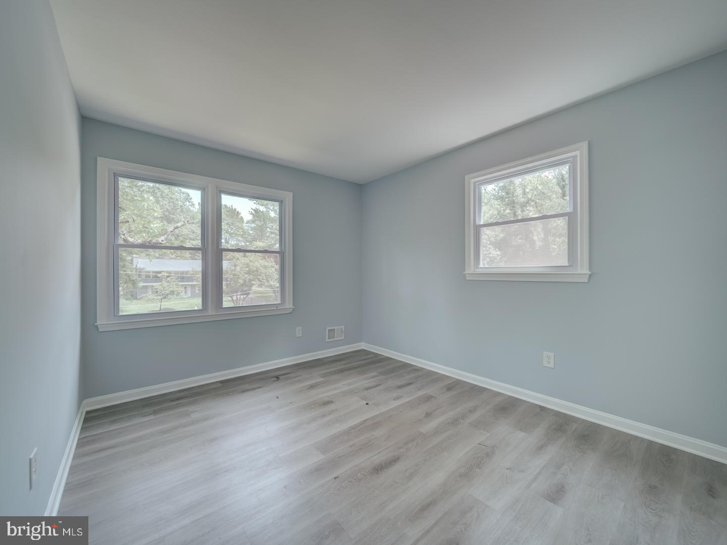 SHERWOOD FOREST - Residential