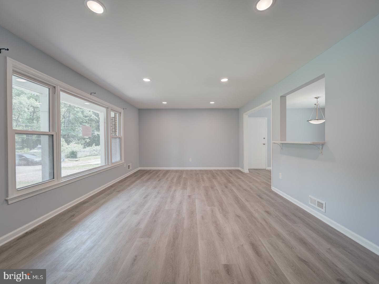 SHERWOOD FOREST - Residential