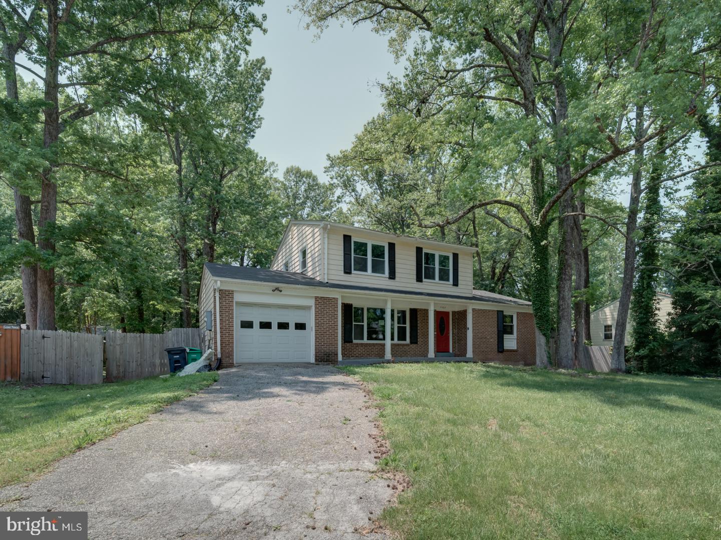 SHERWOOD FOREST - Residential