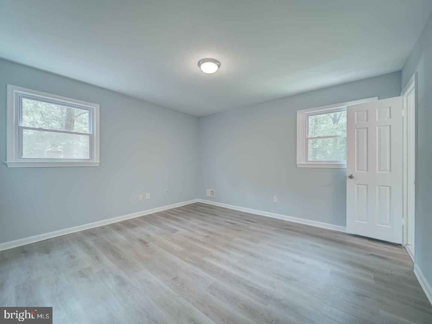 SHERWOOD FOREST - Residential