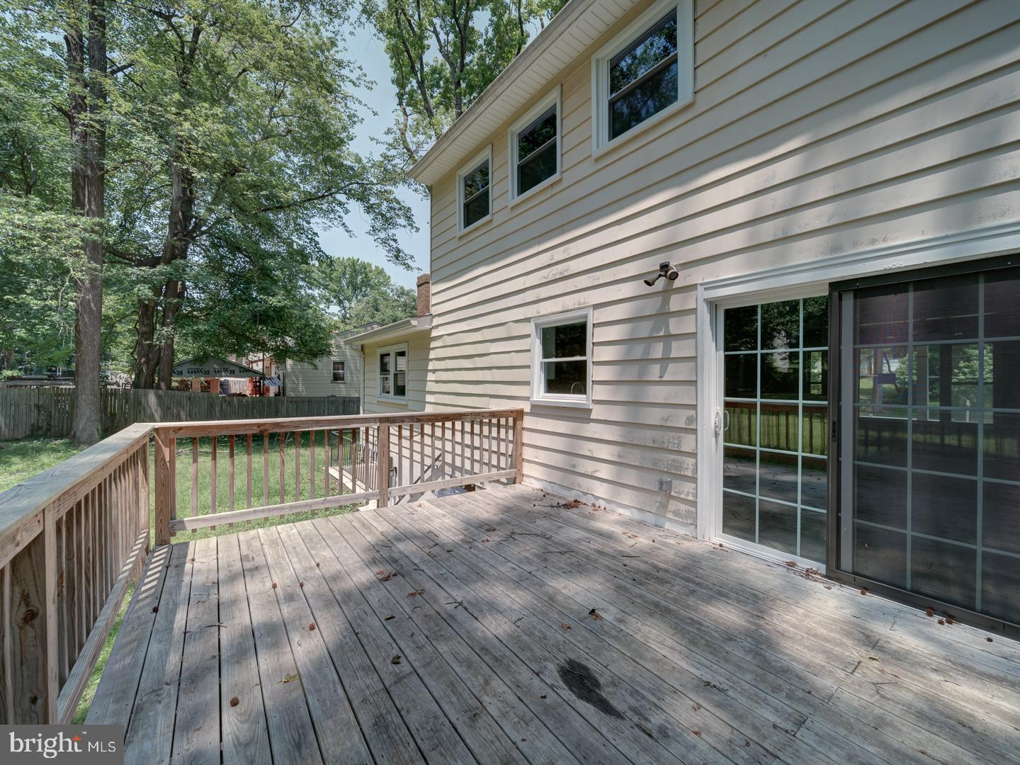 SHERWOOD FOREST - Residential