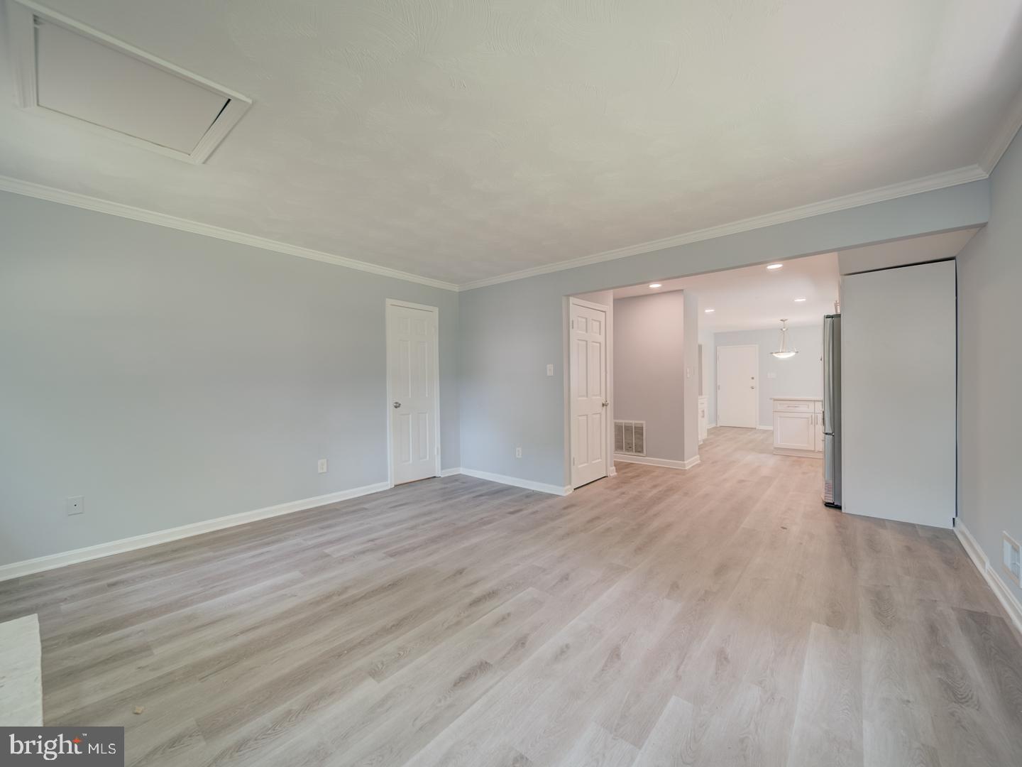 SHERWOOD FOREST - Residential