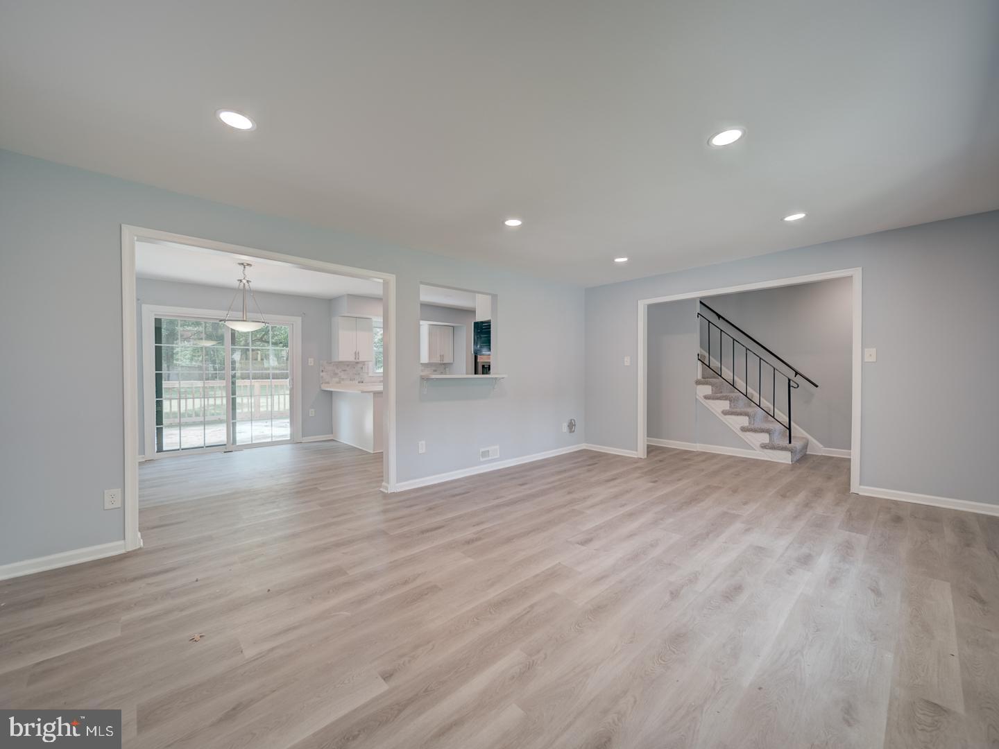 SHERWOOD FOREST - Residential