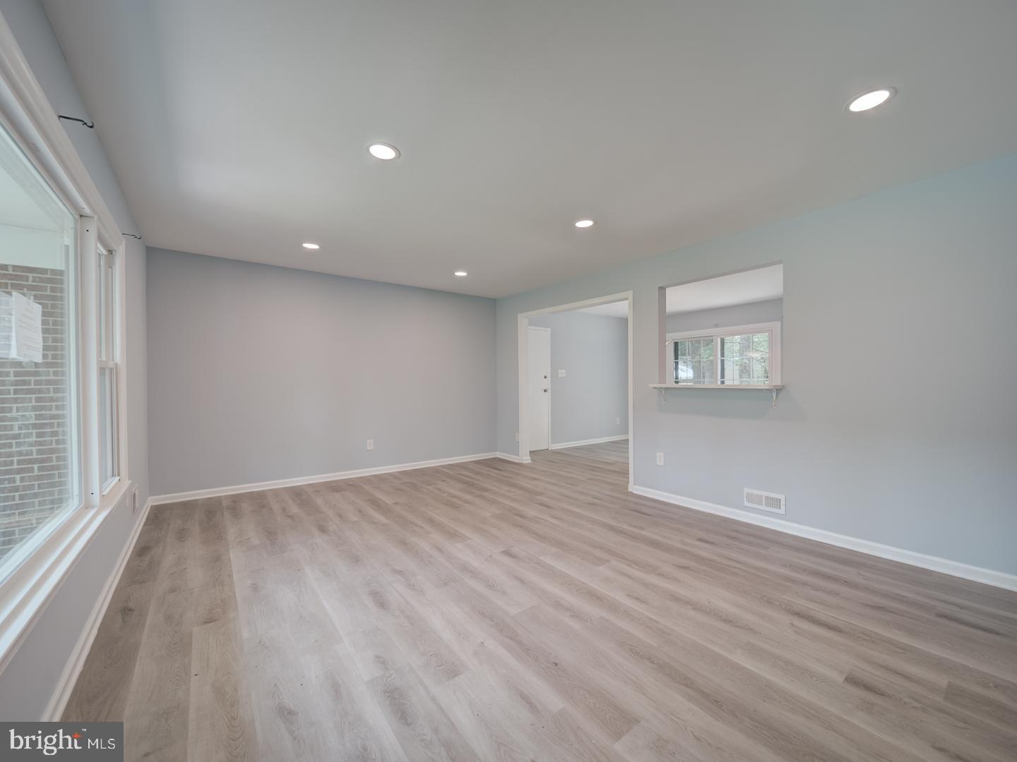 SHERWOOD FOREST - Residential