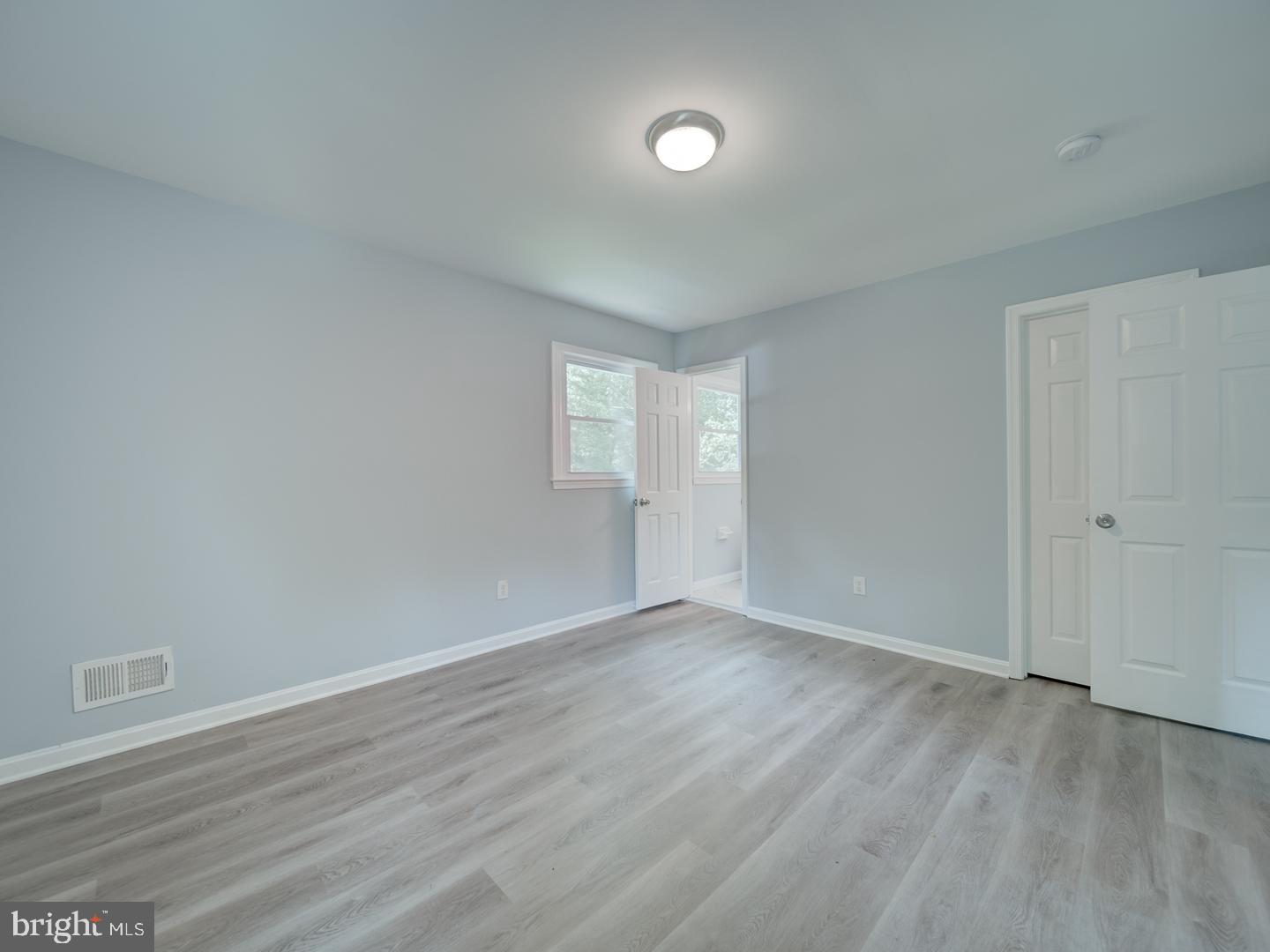 SHERWOOD FOREST - Residential