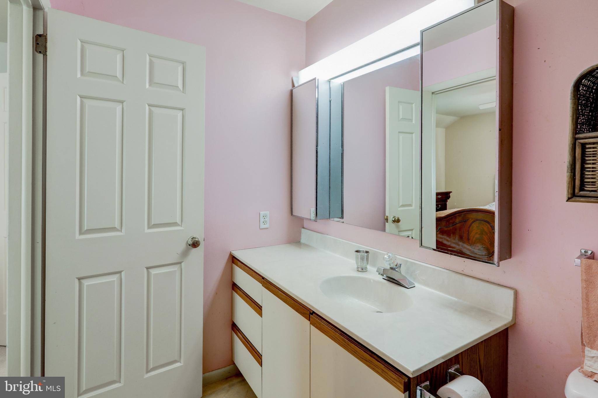 CROSSGATES - Residential