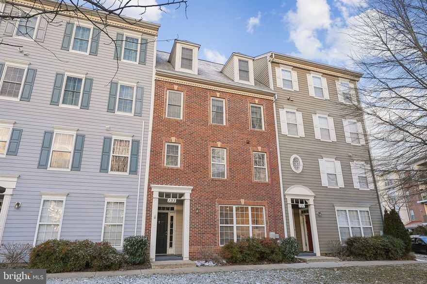 Welcome to the sought after Kentland's and Lakeland's community! This beautiful light filled 3 bedroom, 2.5 bath home is in walking distance to all the wonderful shops and open spaces that make the Kentlands/Lakelands area one of the crown jewels of Montgomery County.  The home's the open floor plan creates a seamless flow between the living, dining, and kitchen and garage making it the ideal space for entertaining to a relaxing evening at home.  Situated about one street over from the main commercial area, The home has a convenient ground floor entry, hardwood flooring throughout the main level, a recently updated primary bathroom suite, and a generous foyer/landing on the second level that can be used as flexible extra space.