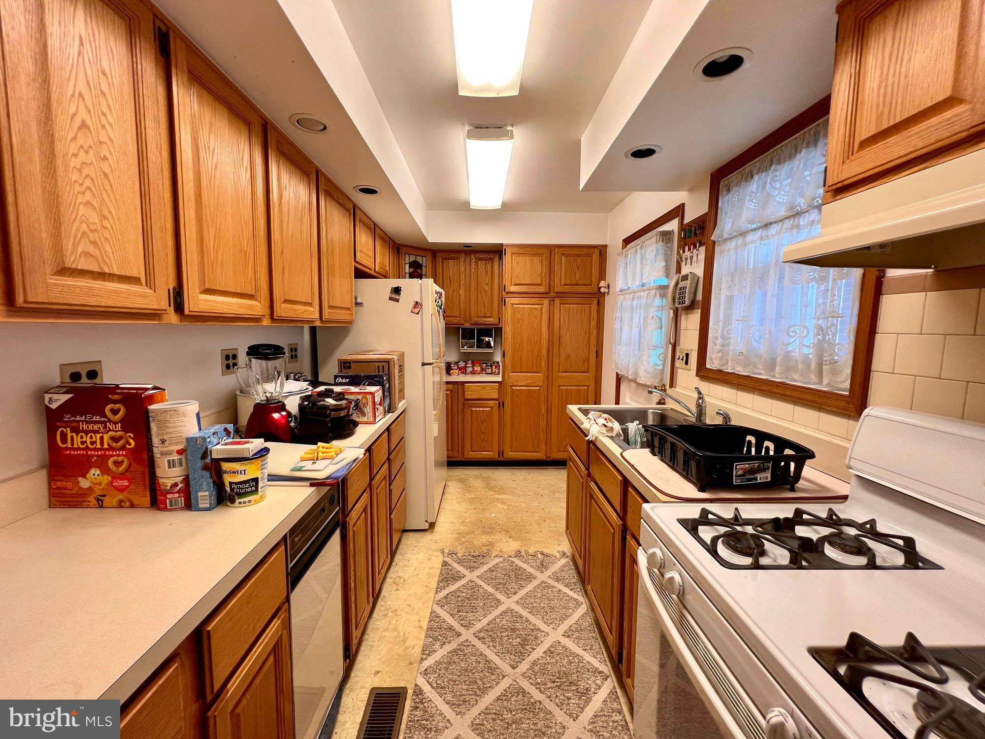 LINTHICUM HEIGHTS - Residential