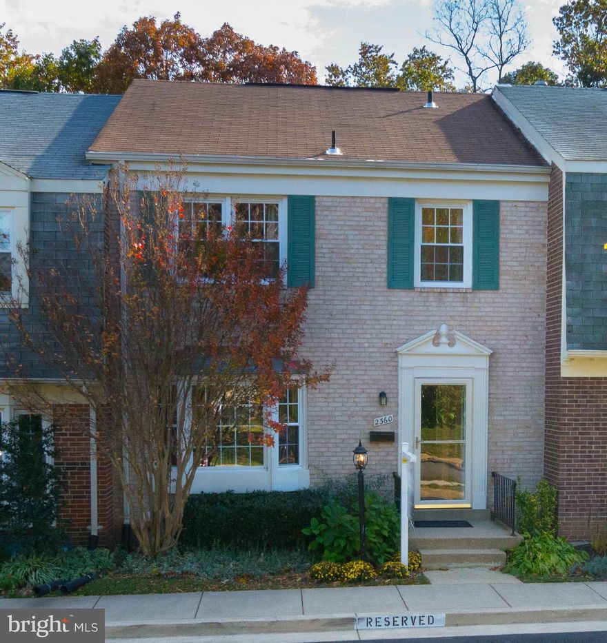 Commuter s dream-4 metro stops, 66, 495 plus Tyson s Mall I & II. Instant equity, priced well below recent appraisal.  Gorgeous brick colonial,much larger than appears w/3 lvls over 2100 sqft total.  New, elegant hardwoods throughout the main & upper lvls. New carpet in basement.  MBR w/private bath, dressing area + 3 closets! Fully fenced yard w/adjustable awning that shades the flagstone patio.