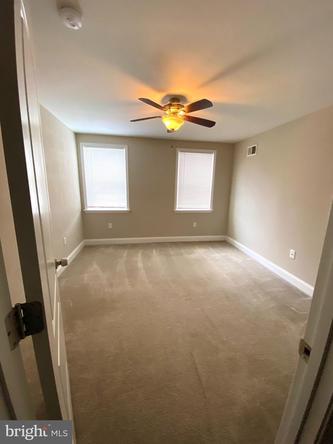 HOLLINS MARKET - Residential