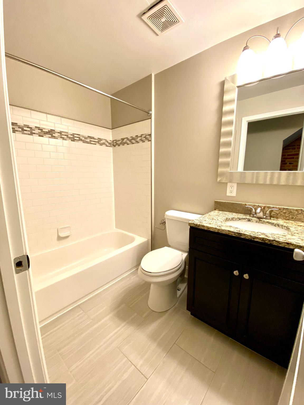 HOLLINS MARKET - Residential