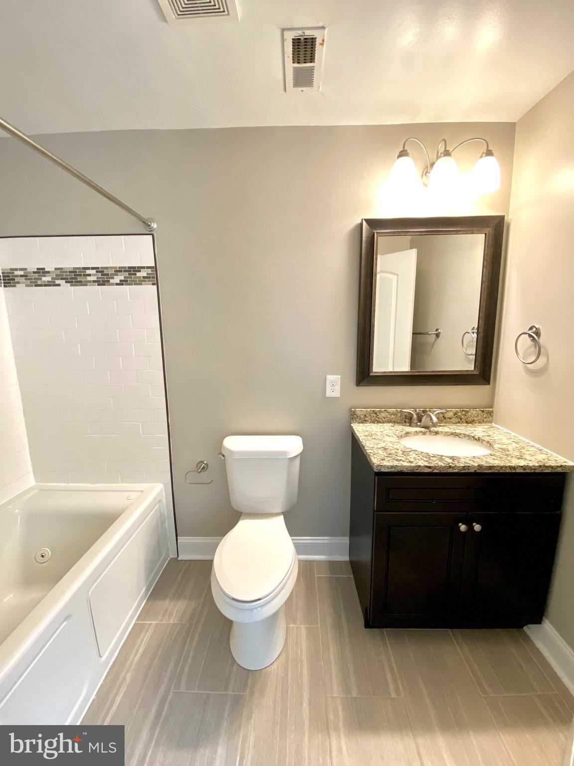 HOLLINS MARKET - Residential