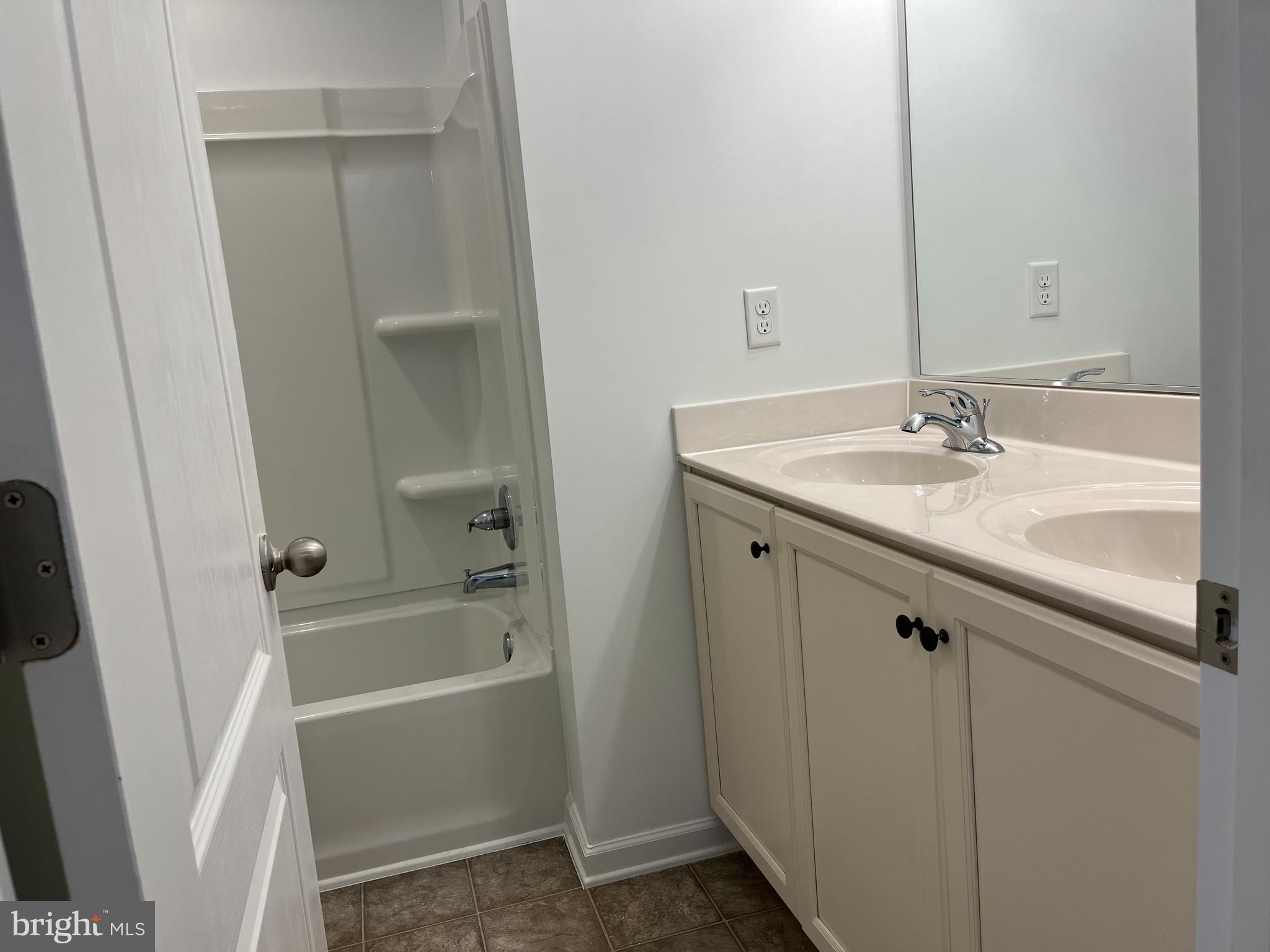 THE GALLERY - Residential Lease