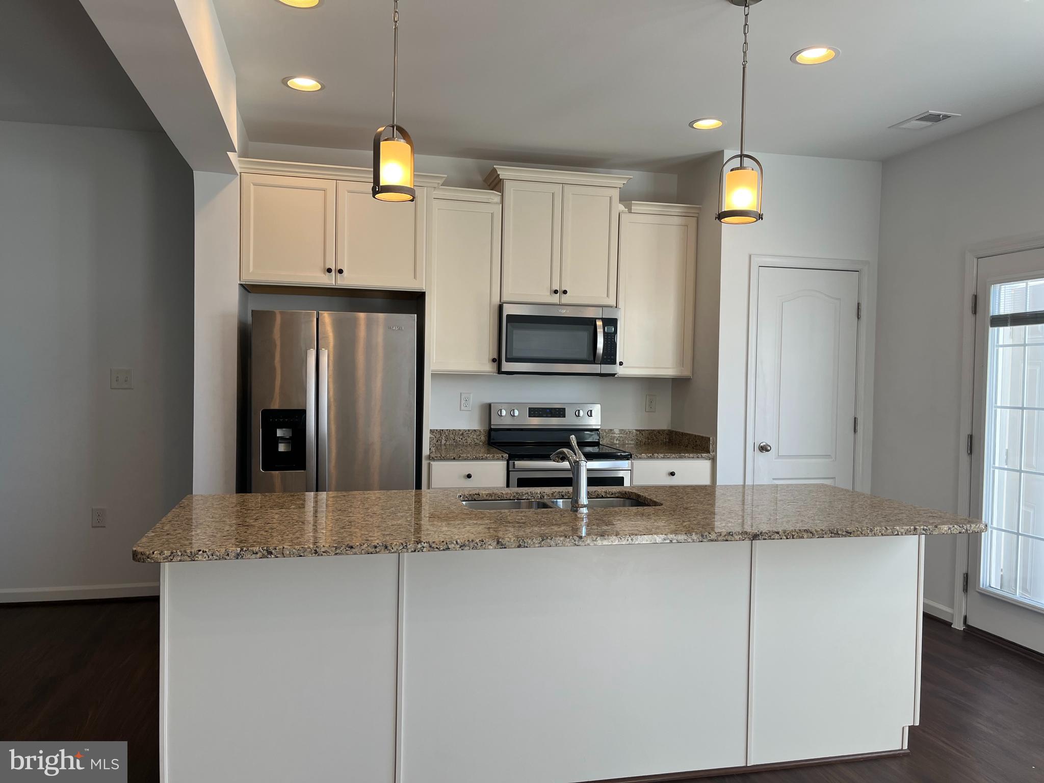 THE GALLERY - Residential Lease