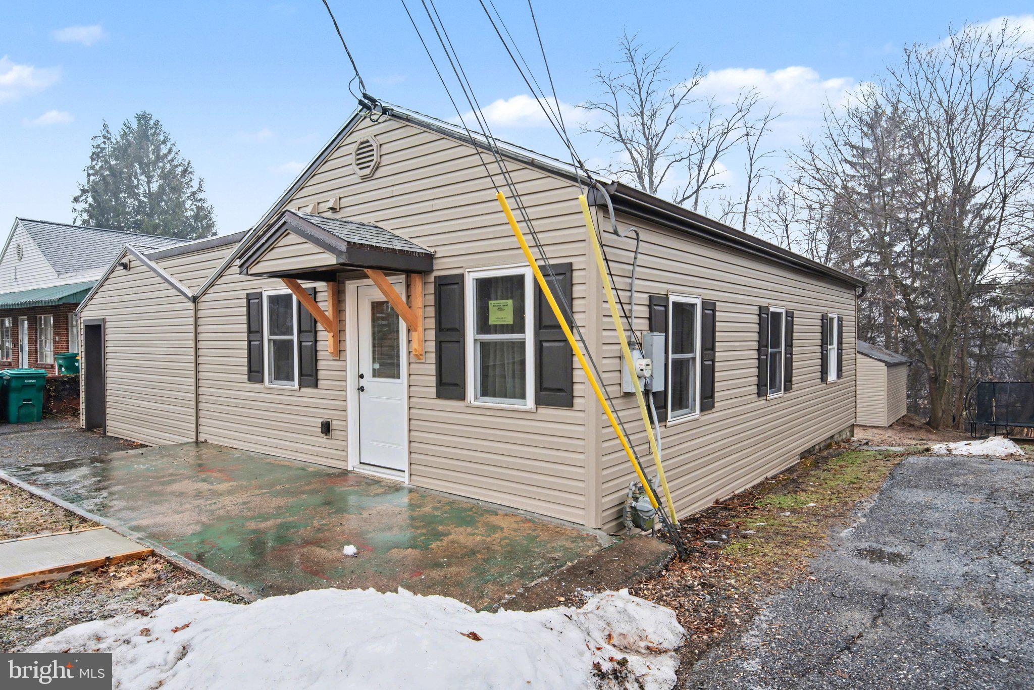 EAST PENNSBORO - Residential