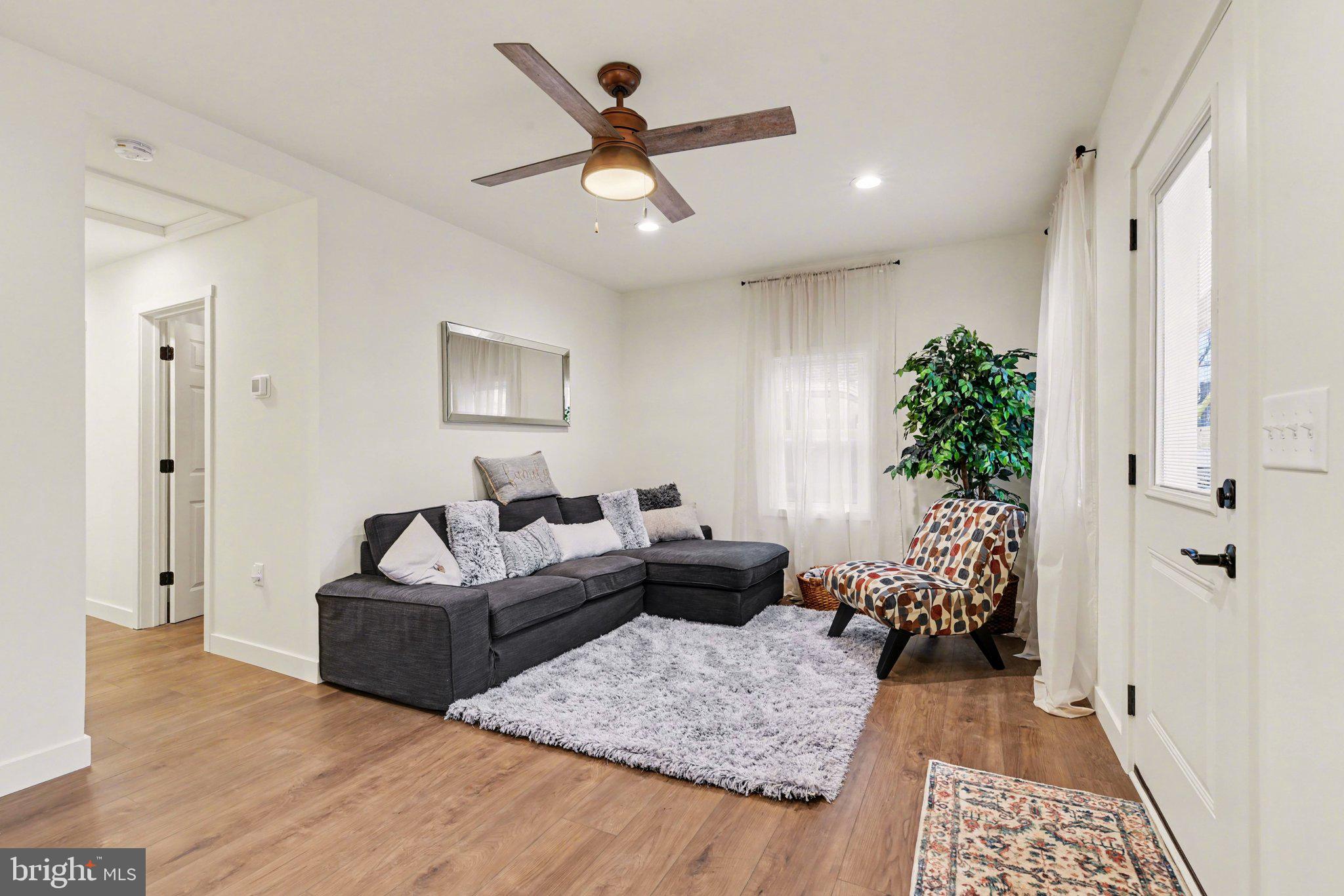 EAST PENNSBORO - Residential