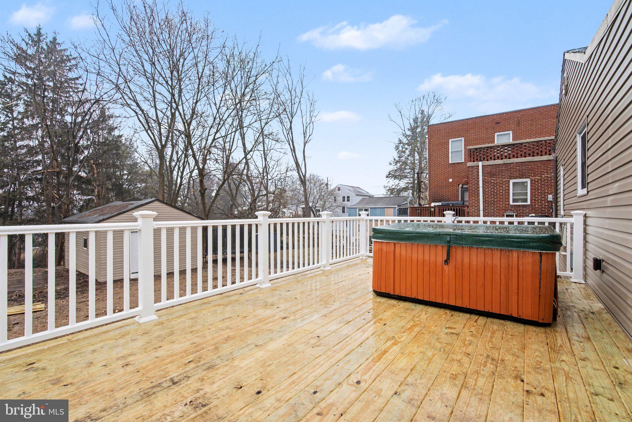 EAST PENNSBORO - Residential