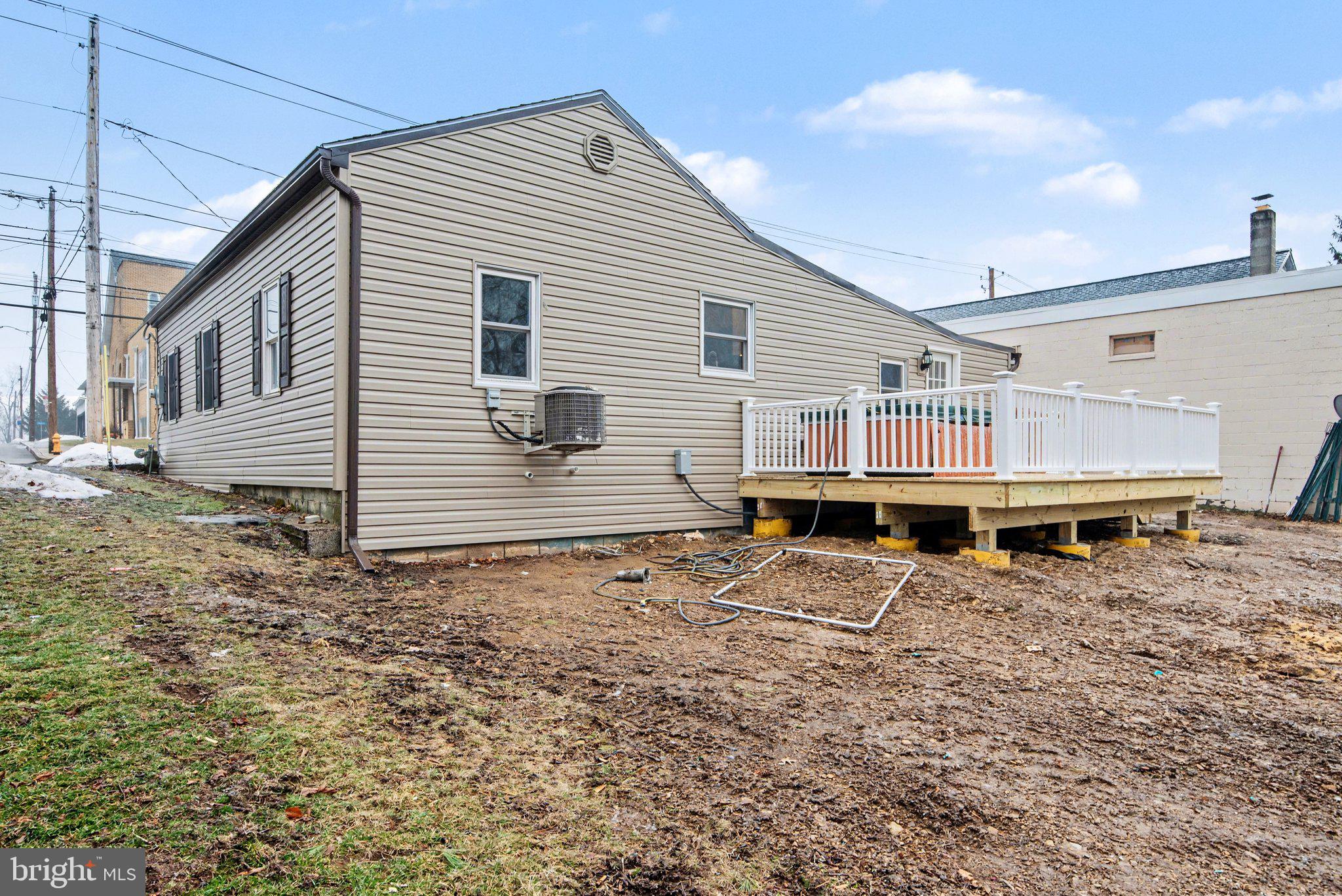 EAST PENNSBORO - Residential