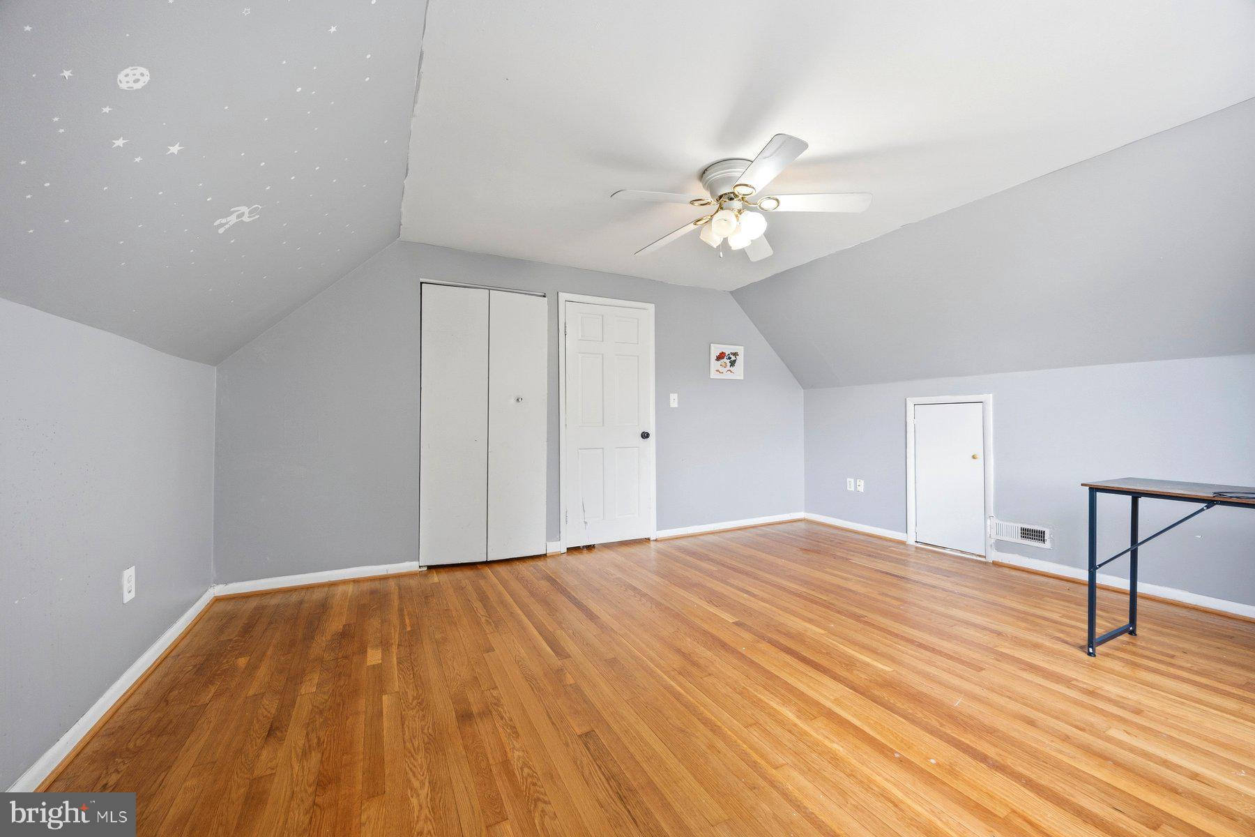 WESTVIEW PARK - Residential