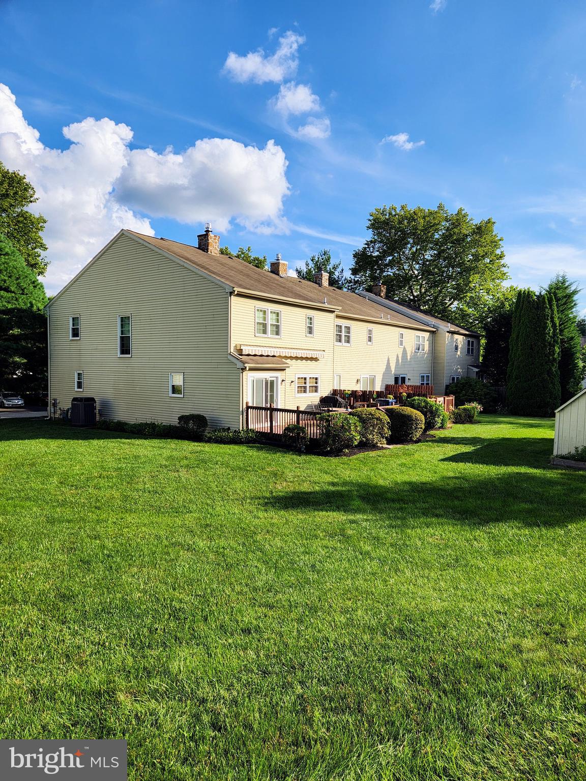 1706 SMEDLEY COURT