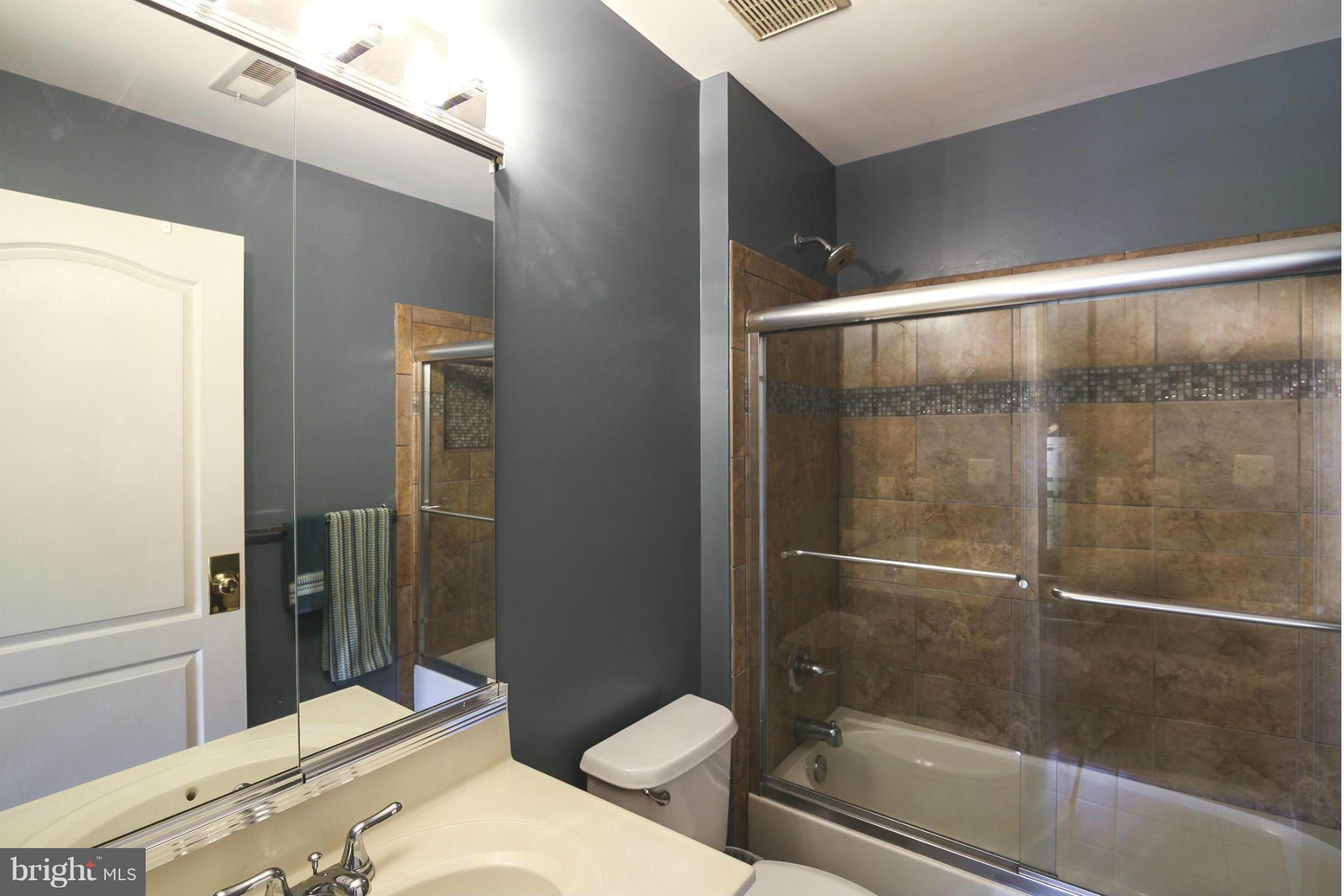 FARMWELL HUNT - Residential