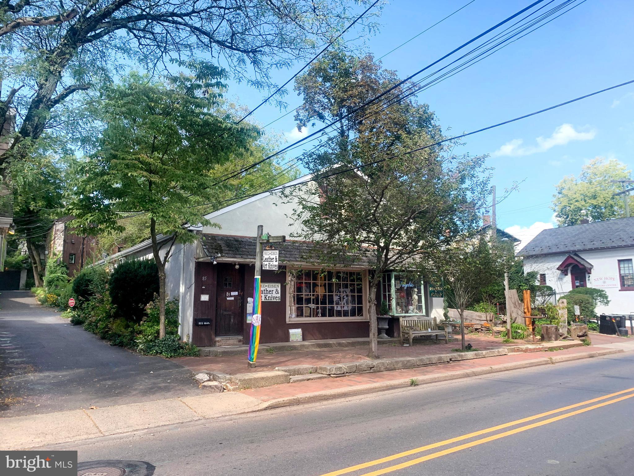 Downtown New Hope Borough, this recently updated efficiency/studio apartment comes with one parking space and enjoys high 10' + ceilings. Walk to everything, and enjoy the private brick patio area surrounded by stone walls and pillars just off the parking area. 1 car parking space. NO PETS.