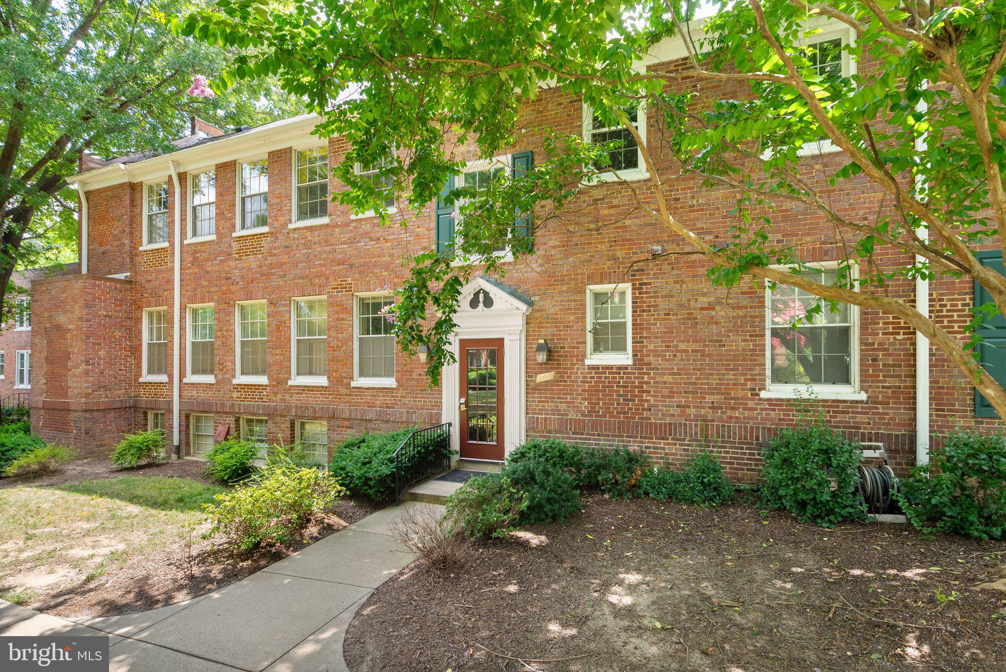 1701 N TROY STREET 7-375