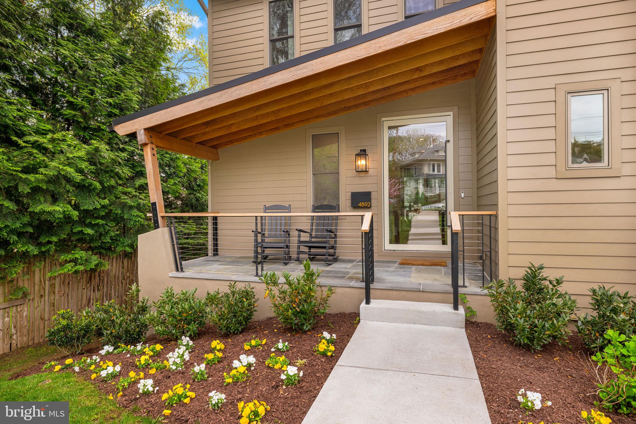 4892 MACARTHUR BOULEVARD NW