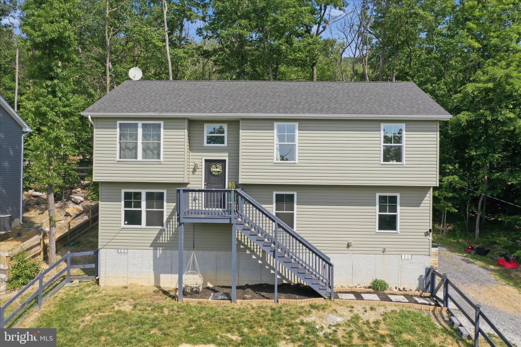 Photo of 300 Elk Trail, WINCHESTER, VA 22602 (MLS # VAFV2042544)