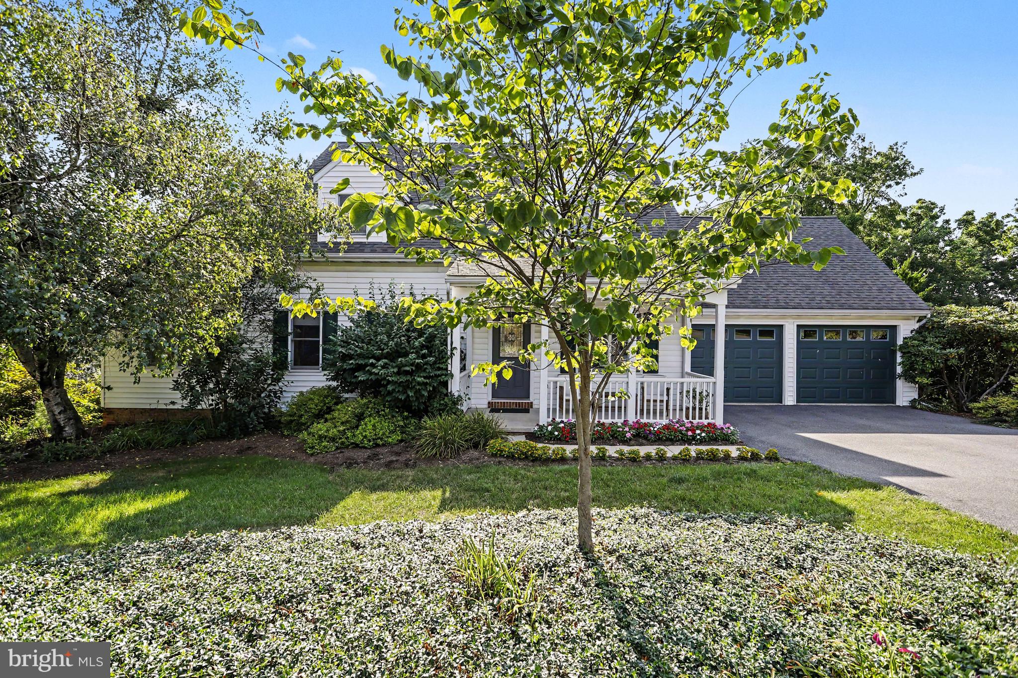 519 COLONIAL CRESCENT DRIVE