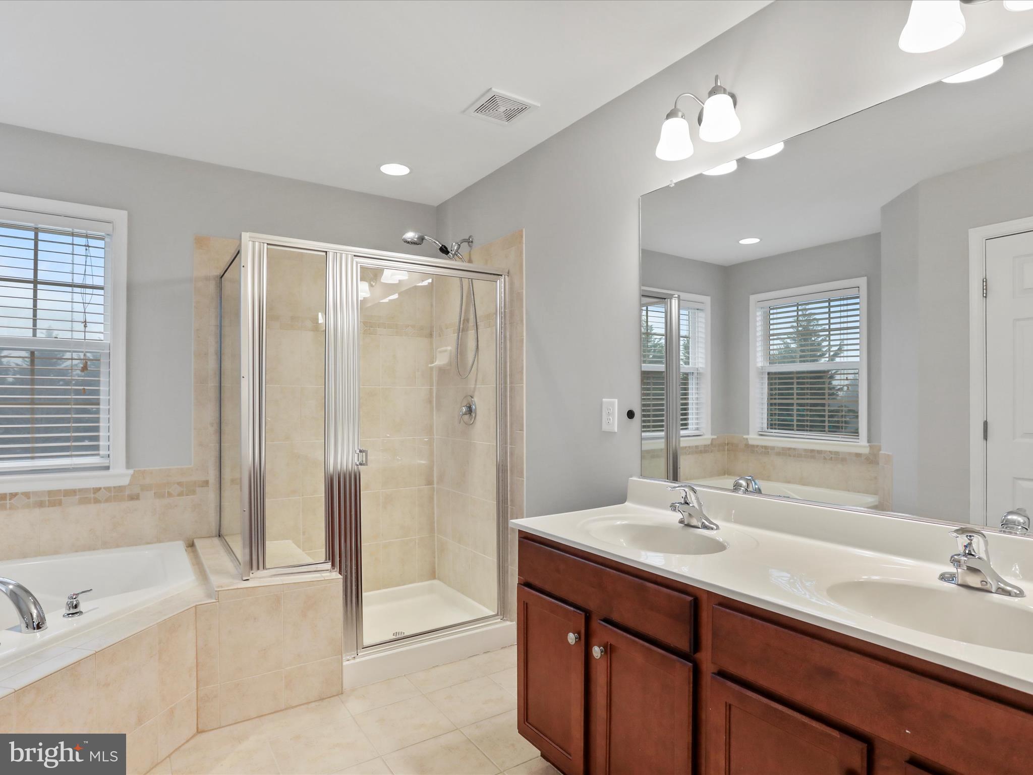 RIDGES OF TUSCARORA - Residential