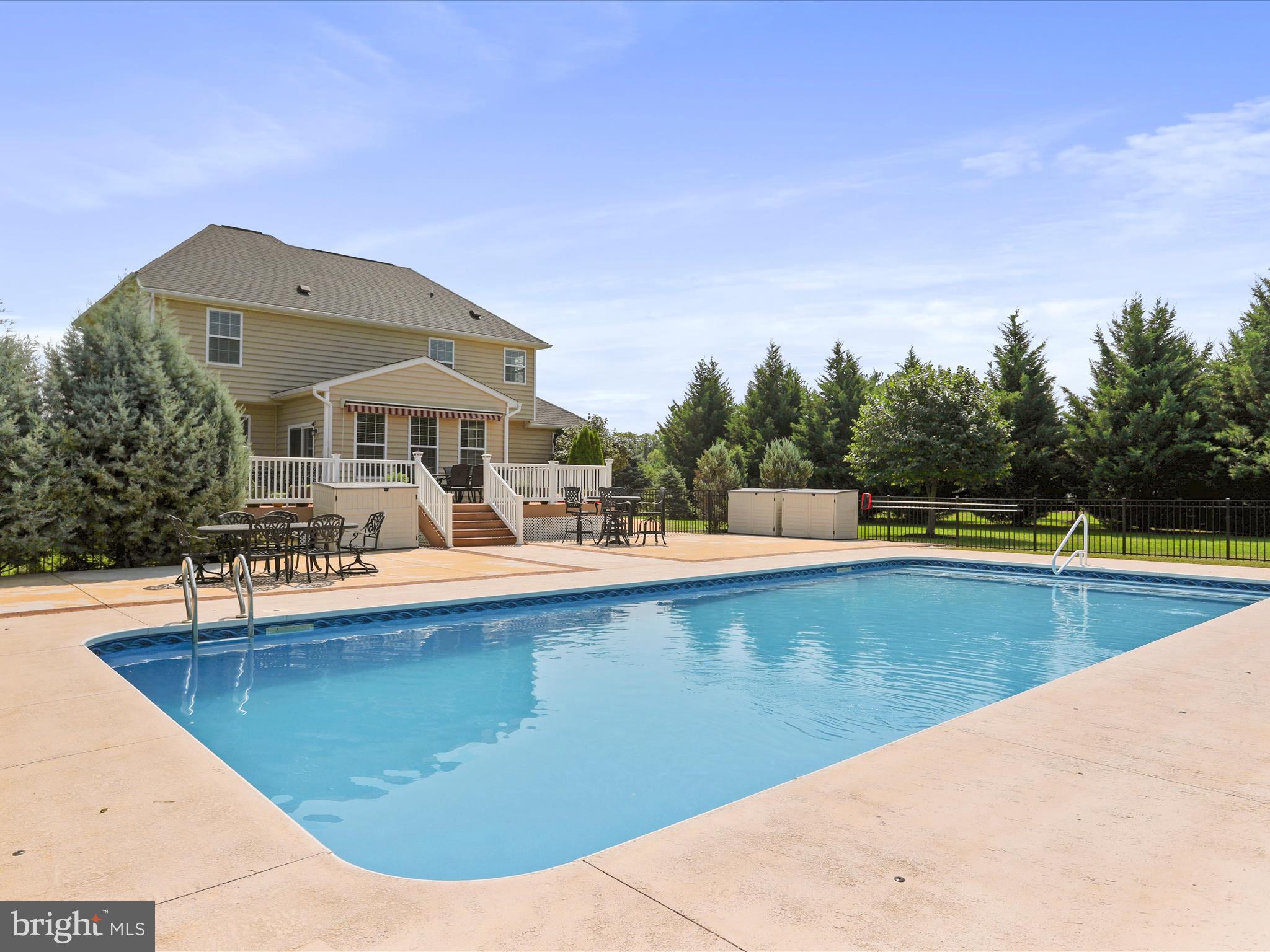 RIDGES OF TUSCARORA - Residential