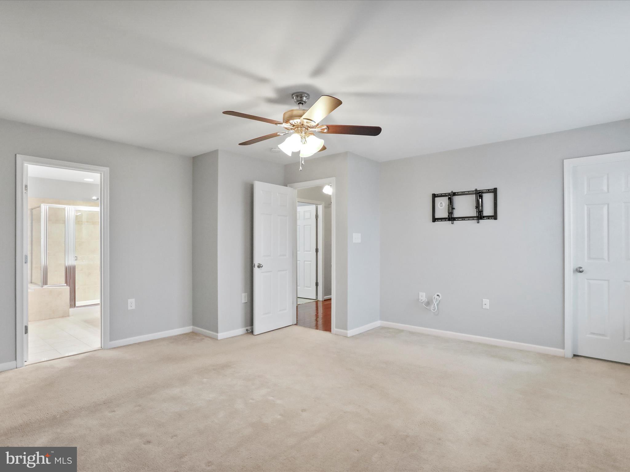 RIDGES OF TUSCARORA - Residential