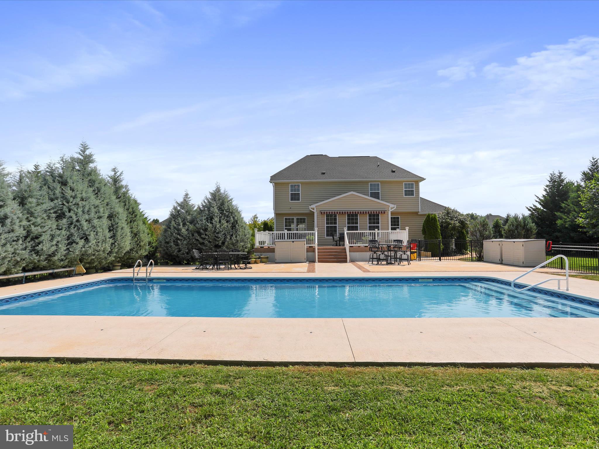 RIDGES OF TUSCARORA - Residential