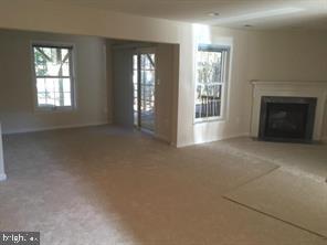HIGHLAND OAKS - Residential Lease