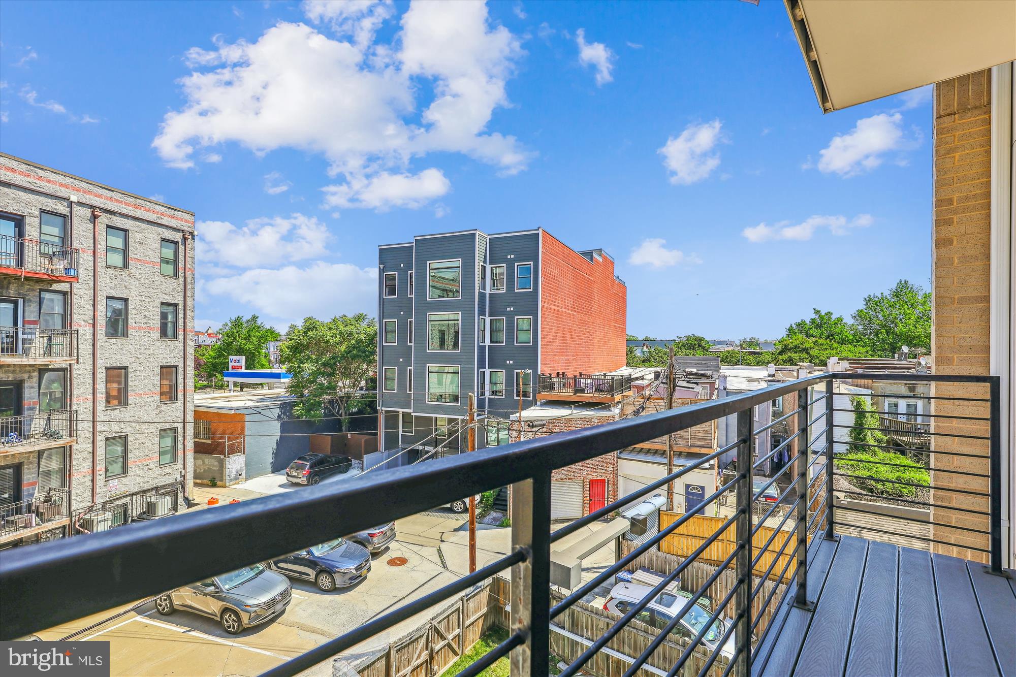 435 R STREET NW 306