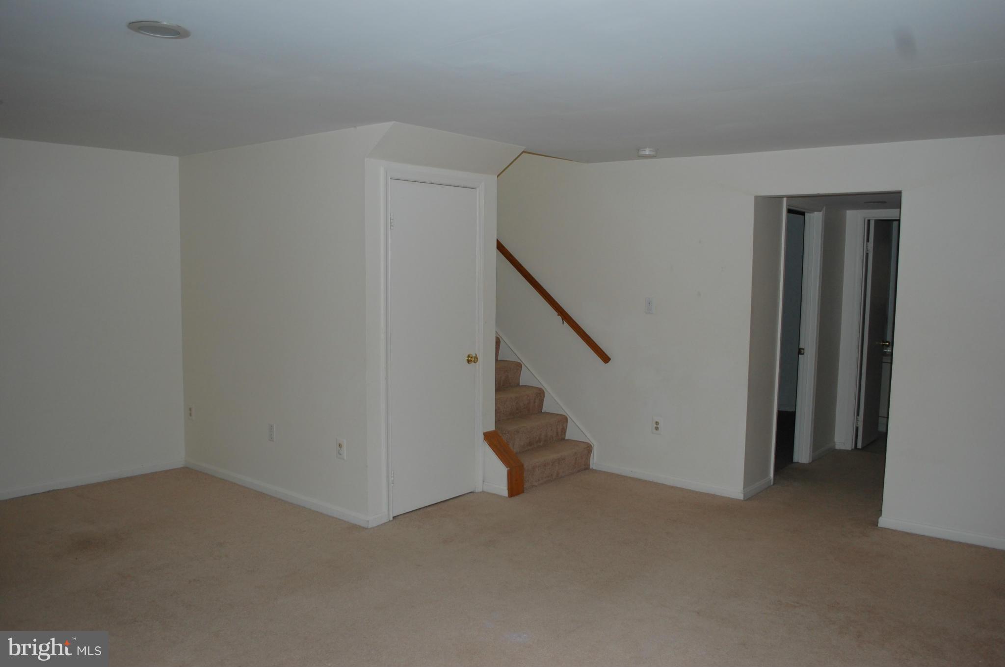 POINT OF WOODS - Residential Lease