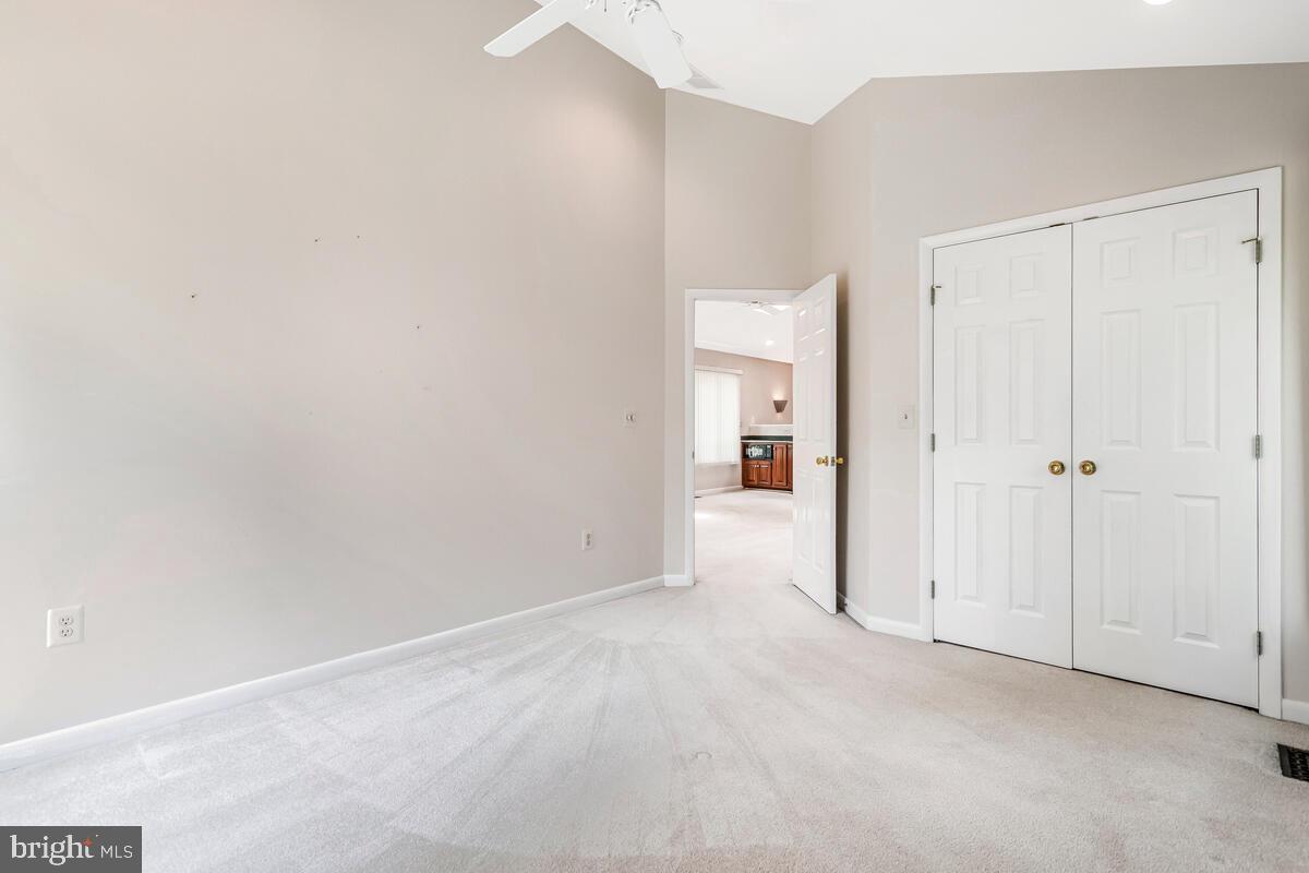 ARUNDEL BEACH - Residential