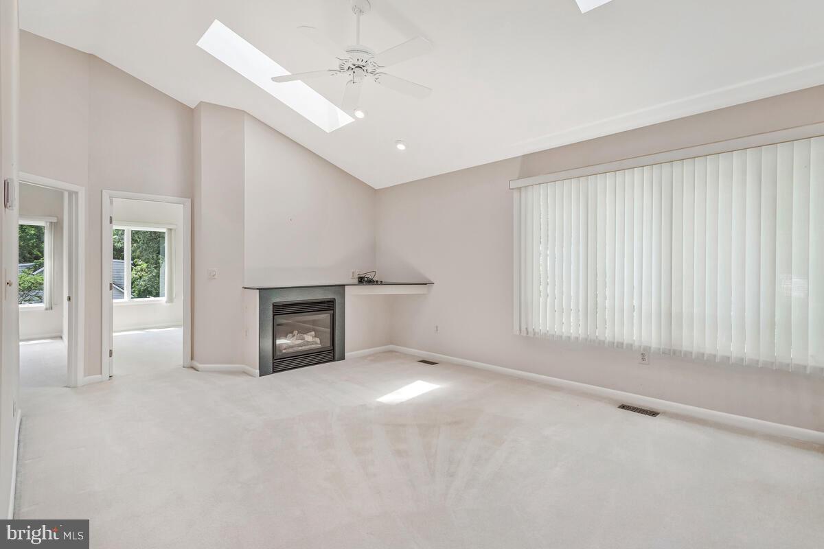 ARUNDEL BEACH - Residential