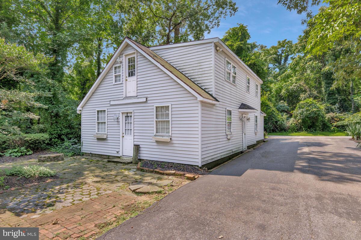 ARUNDEL BEACH - Residential