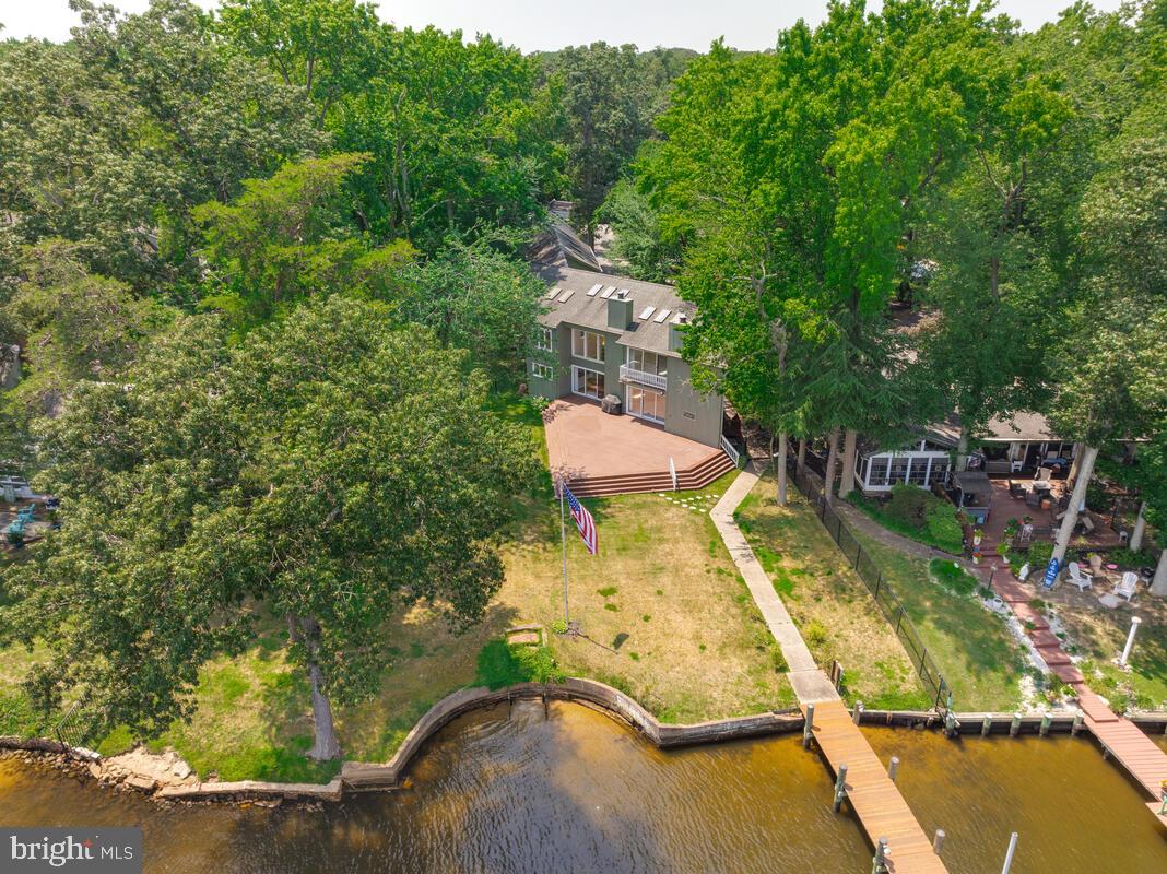 ARUNDEL BEACH - Residential