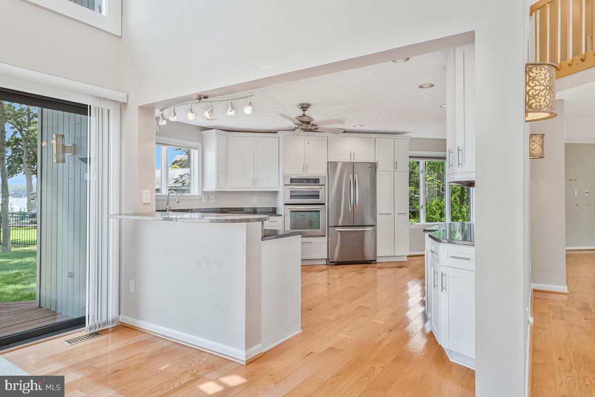 ARUNDEL BEACH - Residential