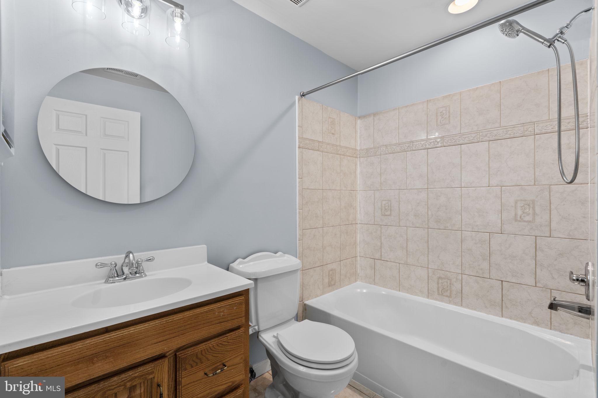 CHAPEL GROVE - Residential