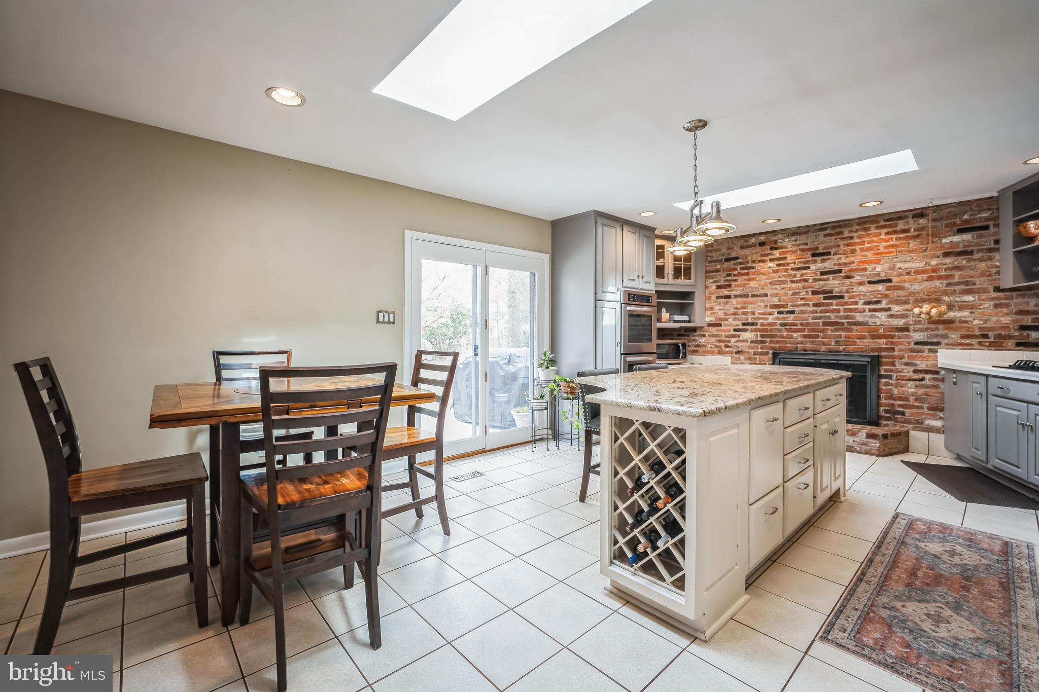 AVON PARK - Residential