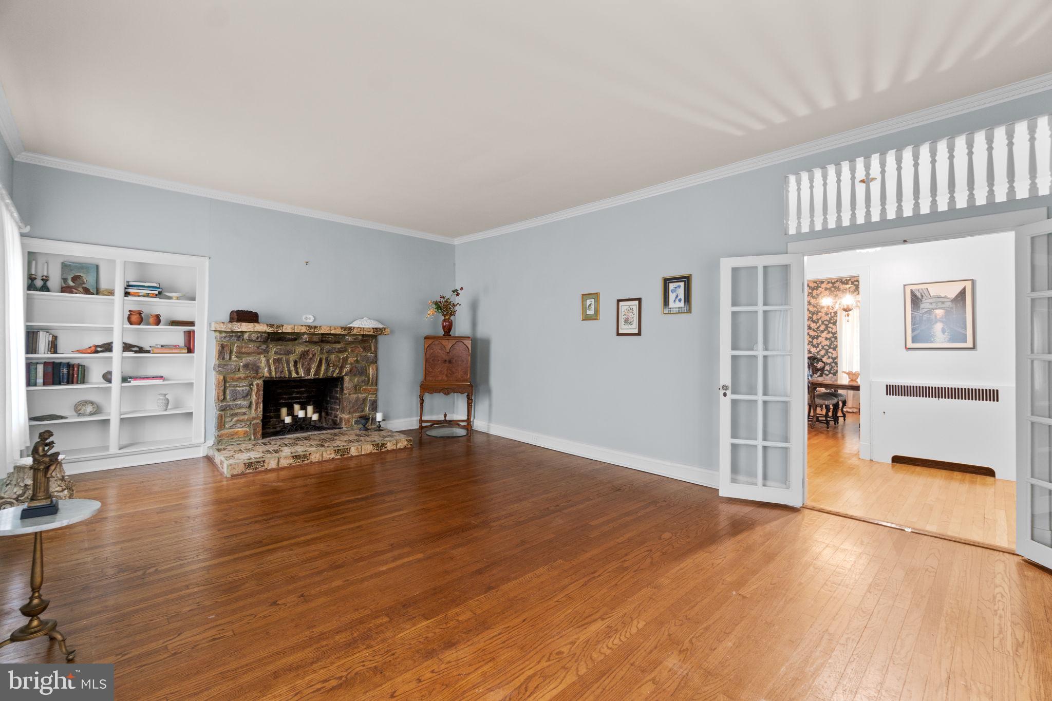 TOWSON ESTATES - Residential