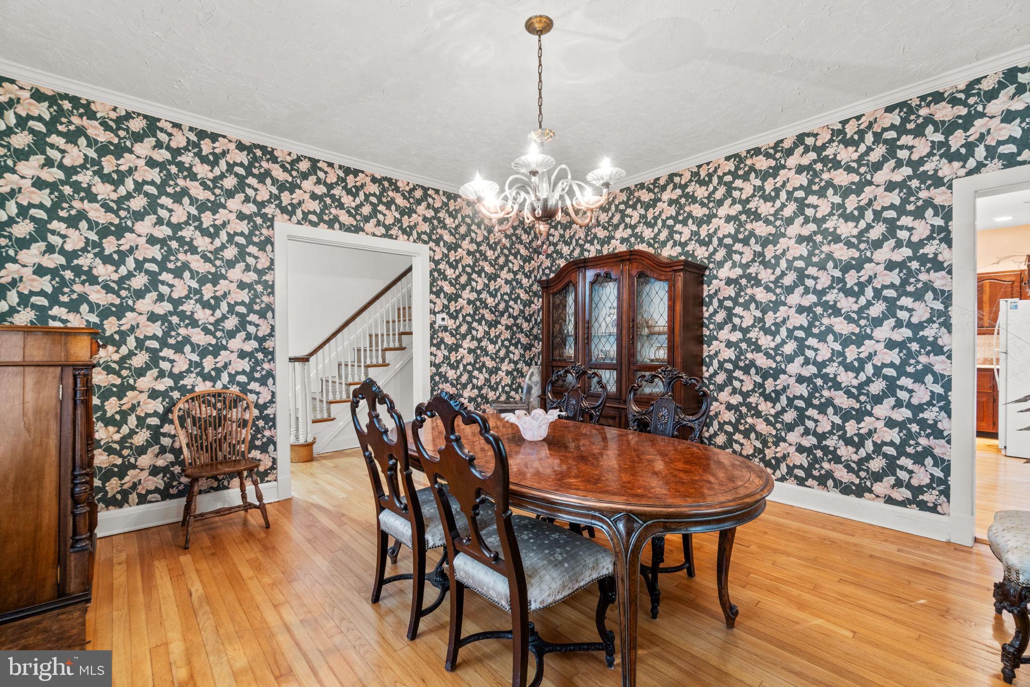 TOWSON ESTATES - Residential